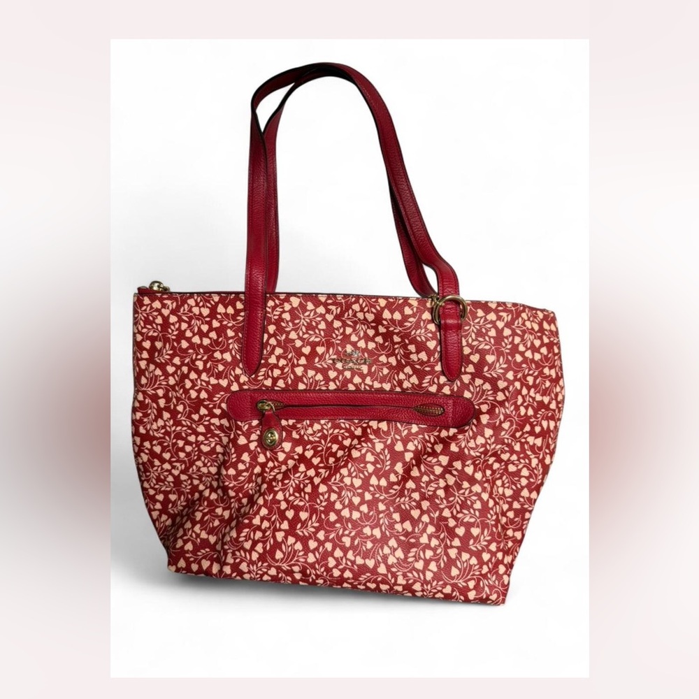Authentic limited edition love leaf Coach tote bag RARE